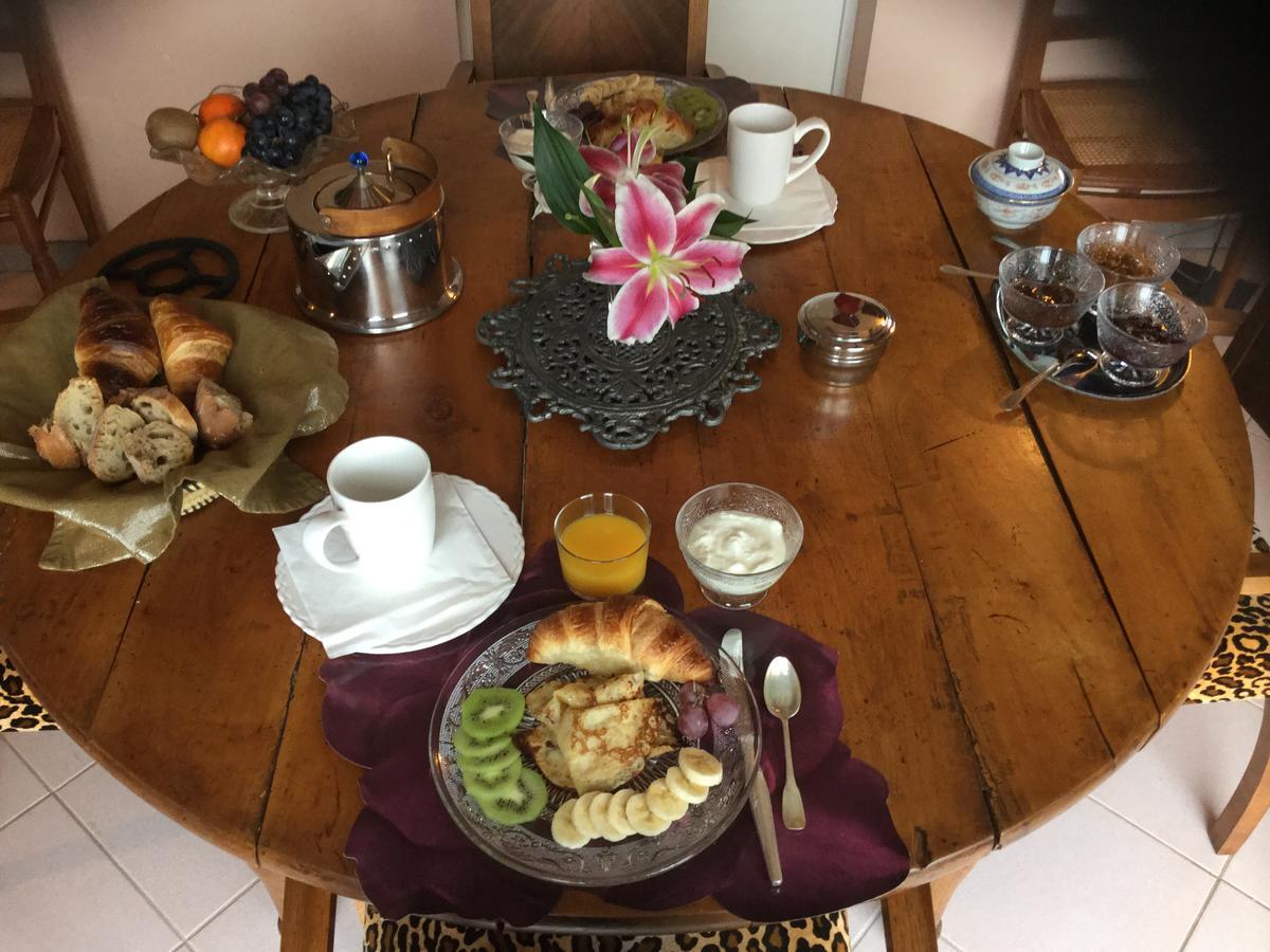 La Maison De Manon Bed & Breakfast Lamothe-Capdeville Ngoại thất bức ảnh