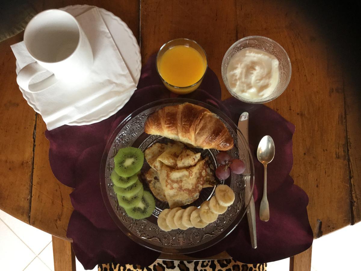 La Maison De Manon Bed & Breakfast Lamothe-Capdeville Ngoại thất bức ảnh